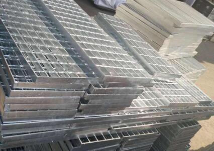 鋼格柵板使用的過程中應該注意哪些事項